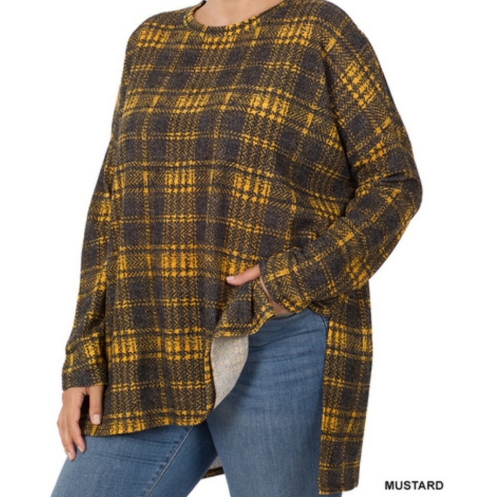 NWOT Zenana mustard and navy plaid tunic top